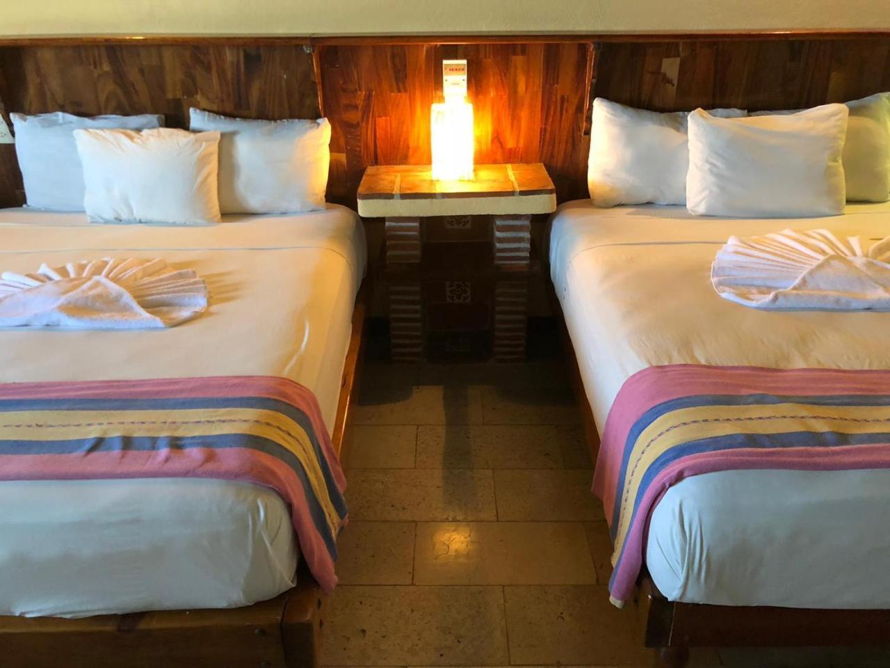 Hotel Arcoiris Puerto Escondido  Kültér fotó